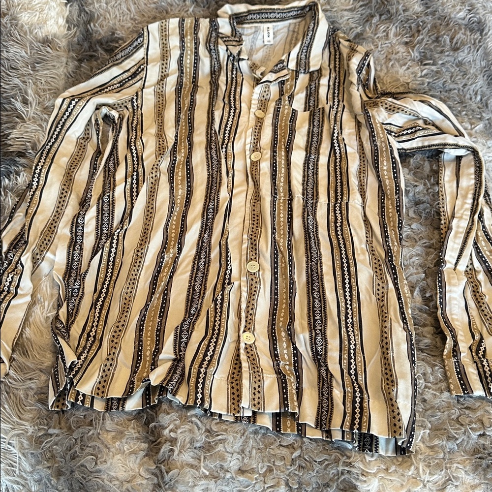 M—UNISEX KOTN Geometric Patterned Shirt in Cream and Black